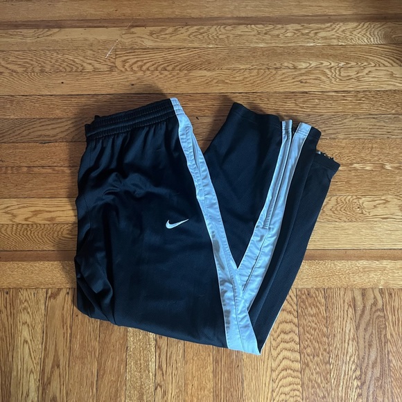 Nike Other - nike pants